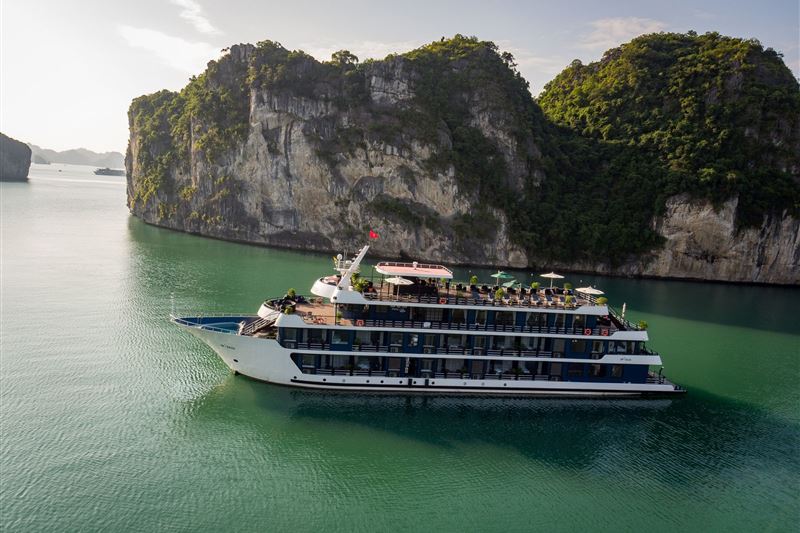 Rosy Cruise – 2D1N Overnight Escape to Halong Bay from Hanoi